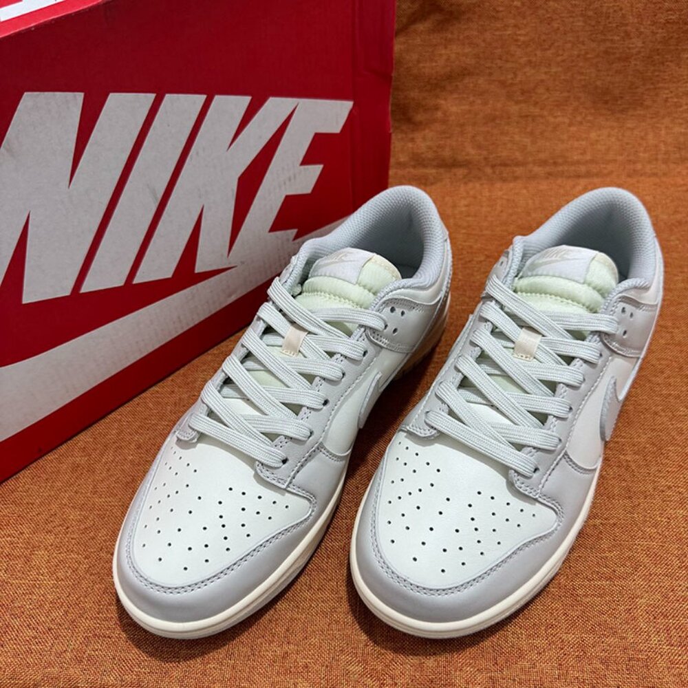 Nike Dunk Low Light Bone Ivory